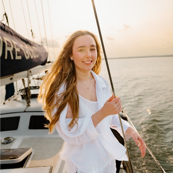 Meet your Posher, Kelsey - Picture 4 of 4